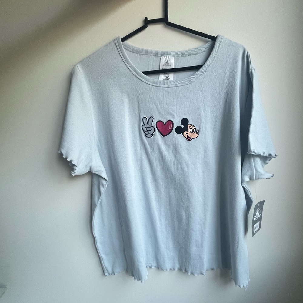 NWT Disney Parks Peace Sign Mickey Lettuce Hem T-shirt Women’s size 1X